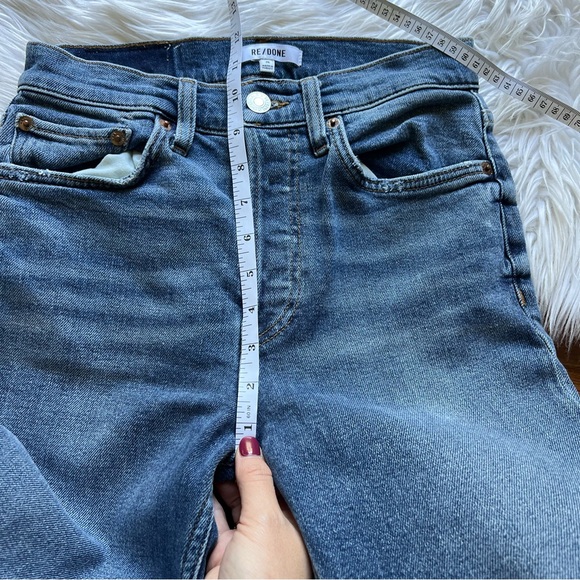 Re/Done 90s high rise ankle crop jeans  in Dusk Destroy - Picture 12 of 13